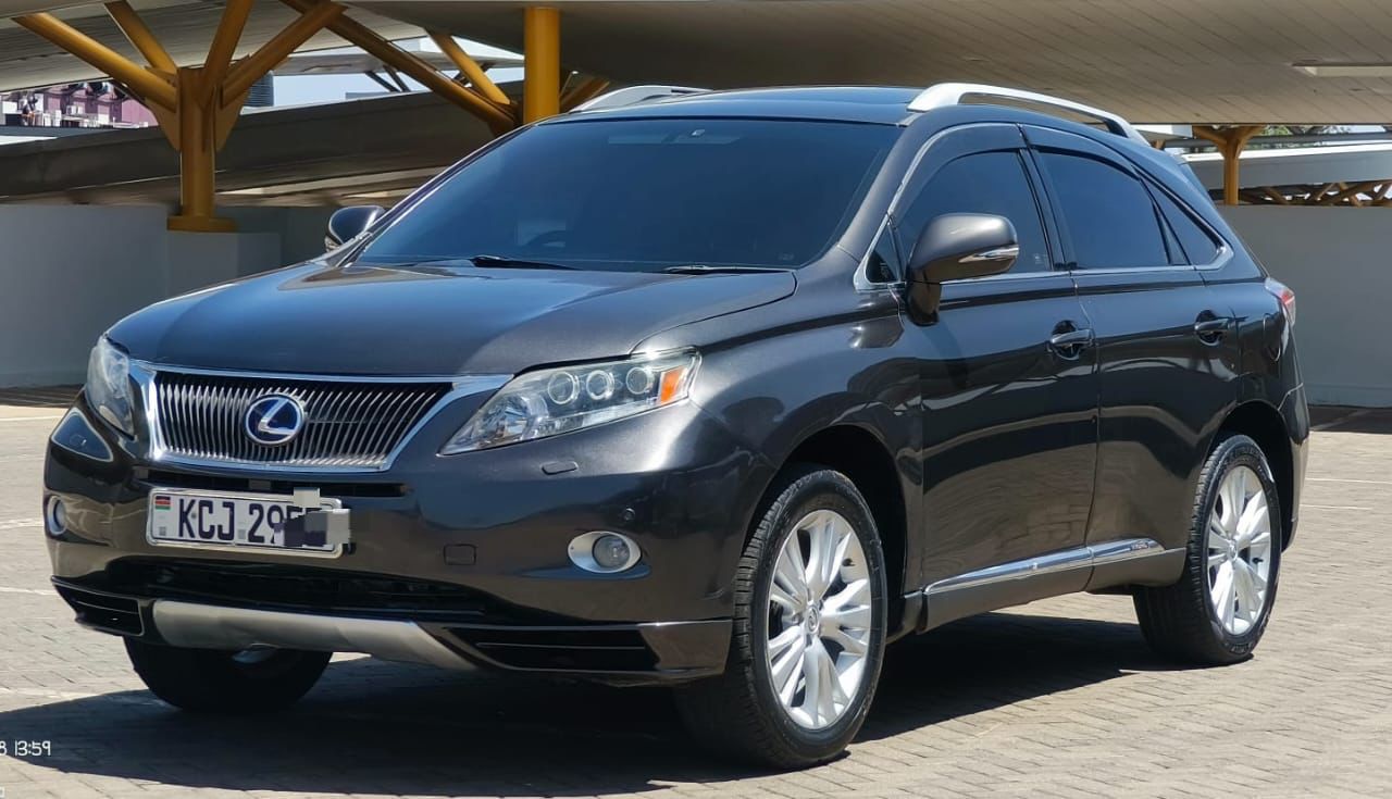 Lexus LX 570 - Rear View